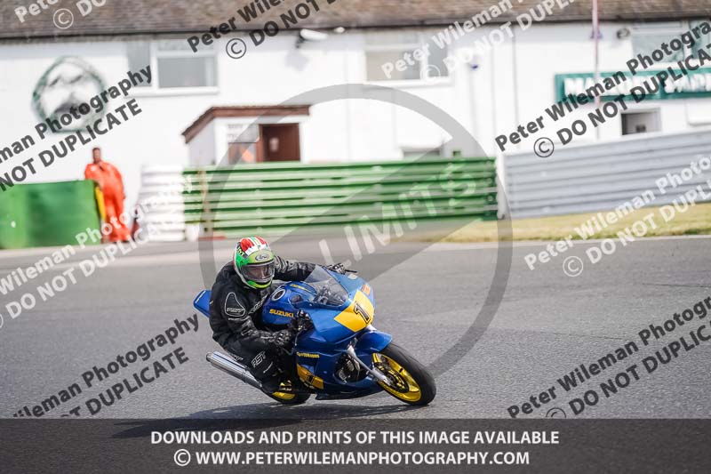 enduro digital images;event digital images;eventdigitalimages;mallory park;mallory park photographs;mallory park trackday;mallory park trackday photographs;no limits trackdays;peter wileman photography;racing digital images;trackday digital images;trackday photos